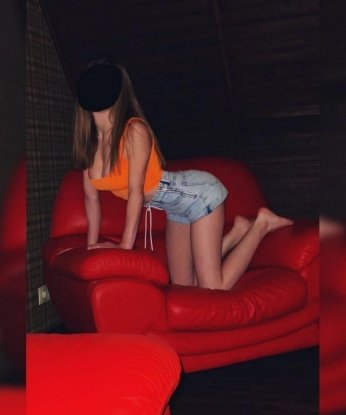 Воплощение желаний и сексуальных фантазий - это моя страсть. Мои услуги непревзойденны и оставляют приятное послевкусие. Я осуществлю твои самые сокровенные мечты и доставлю незабываемое удовольствие. Погружение в мир наслаждения и эмоций со мной будет поистине незабываемым. Обладая безупречной внешностью и чарующими чертами лица, я являюсь интеллектуальной спутницей для вечеринок, деловых поездок и просто приятного времяпрепровождения. В моих услугах есть все, что ты желаешь, и даже больше. Живу в Москве и готова подарить тебе незабываемые моменты удовольствия. 😉💋🔥 Фото и отзывы доступны по запросу. Дина